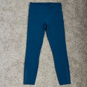 Lululemon Fast Free High Rise 28” size 8 reflective leggings